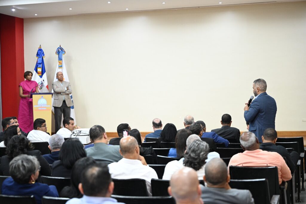 Superintendencia de Seguros amplía diálogo para revisar límites de responsabilidad civil en vehículos de motor - Noticias de hoy en República Dominicana | De Último Minuto