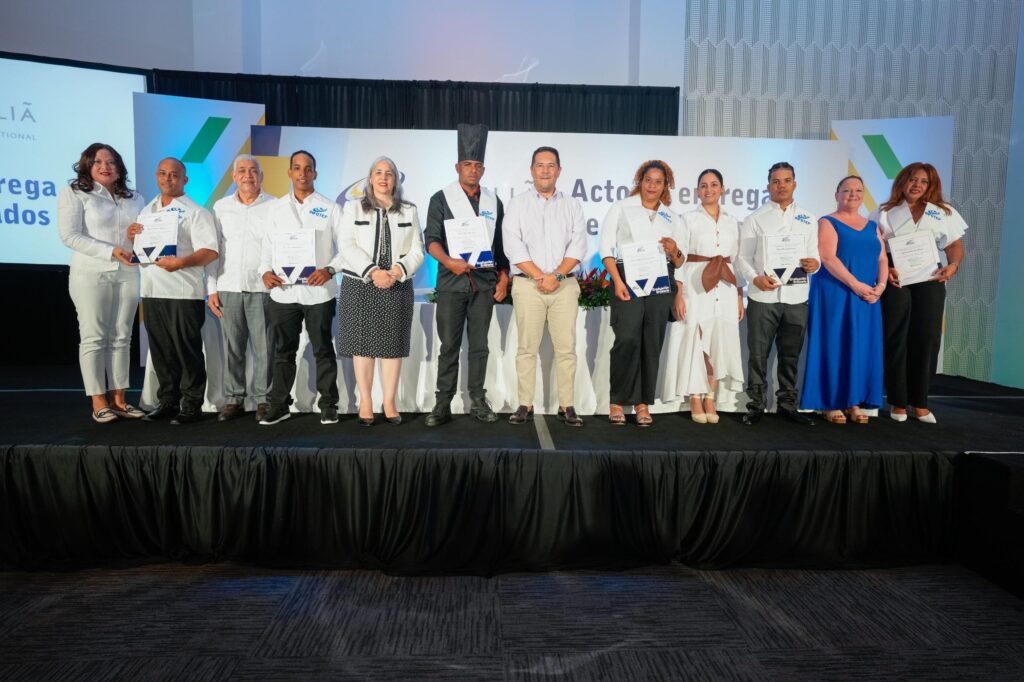INFOTEP gradúa 97 técnicos especializados en áreas claves de la industria turística en Punta Cana - Noticias de hoy en República Dominicana | De Último Minuto