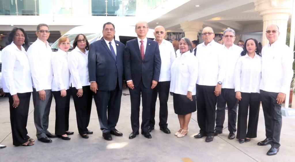 Presidente de la Comisión de Asuntos Americanos de la UINL visita el Colegio Dominicano de Notarios - Noticias de hoy en República Dominicana | De Último Minuto