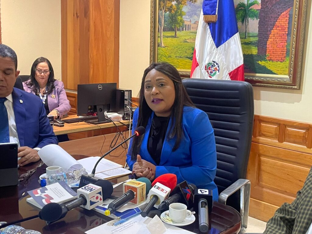 Comisión que estudia proyecto sobre medios digitales estaría invitando a Santiago Matías al Senado en los próximos días - Noticias de hoy en República Dominicana | De Último Minuto