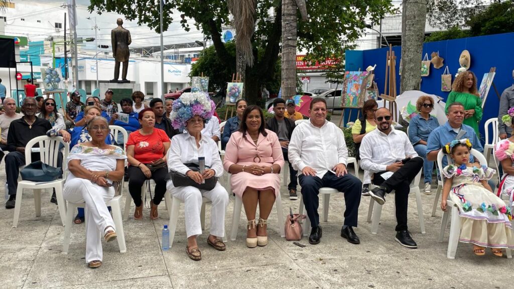 Bonao celebra la décima edición de la Feria-Festival de las Hortensias - Noticias de hoy en República Dominicana | De Último Minuto