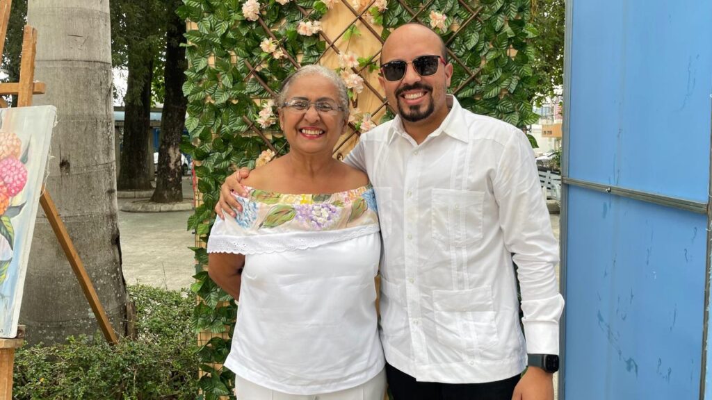 Bonao celebra la décima edición de la Feria-Festival de las Hortensias - Noticias de hoy en República Dominicana | De Último Minuto