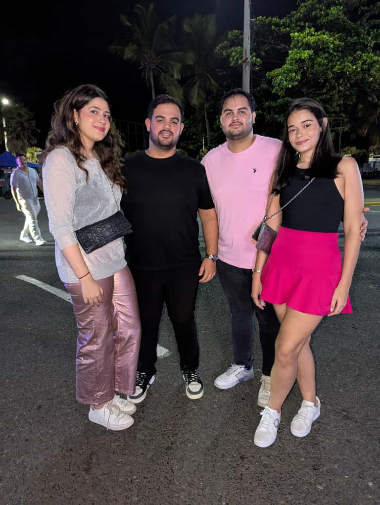 Santo Domingo se viste de rosado y brillo para recibir a Omar Courtz