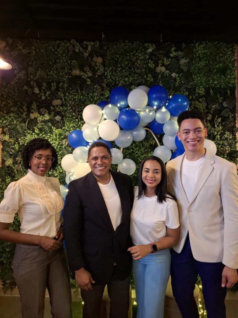 En Contacto Radio celebra su 4to aniversario con un emotivo encuentro de confraternidad y gratitud - Noticias de hoy en República Dominicana | De Último Minuto