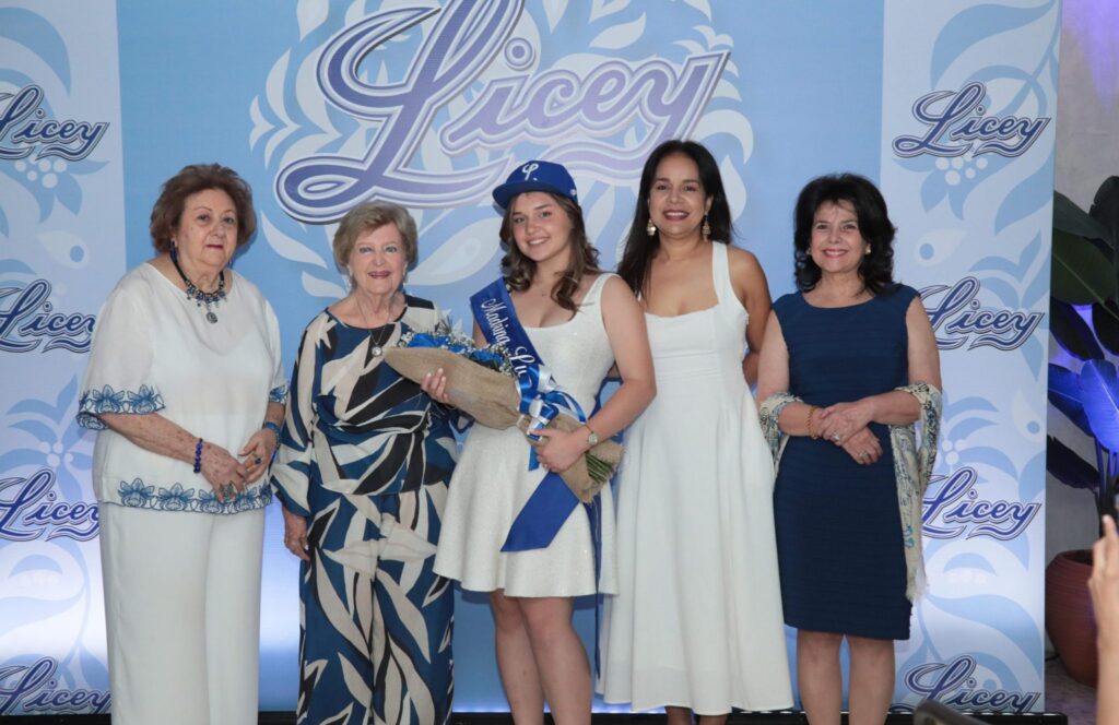 Licey presenta a su madrina para la temporada 2025-26 - Noticias de hoy en República Dominicana | De Último Minuto