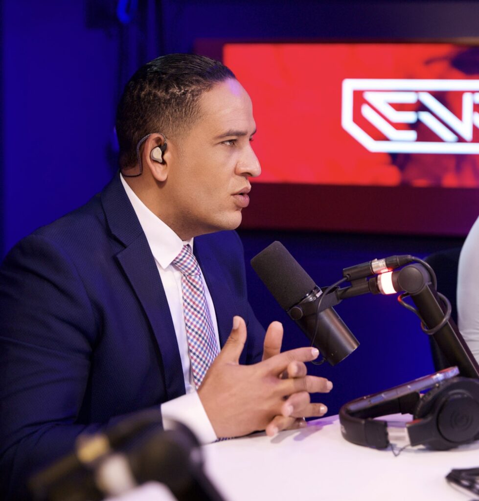 Hansel García arremete contra hospitales tras denuncias de mala práctica y condiciones precarias - Noticias de hoy en República Dominicana | De Último Minuto
