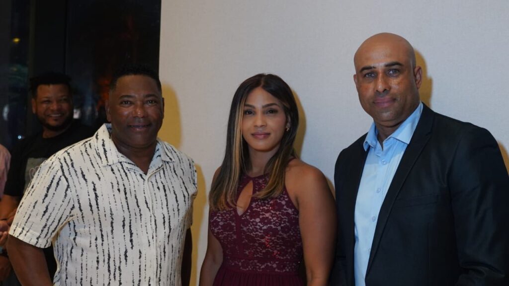 Leyendas del deporte y personalidades de la vida pública acompañan a Luis Polonia en gala premier de su película - Noticias de hoy en República Dominicana | De Último Minuto