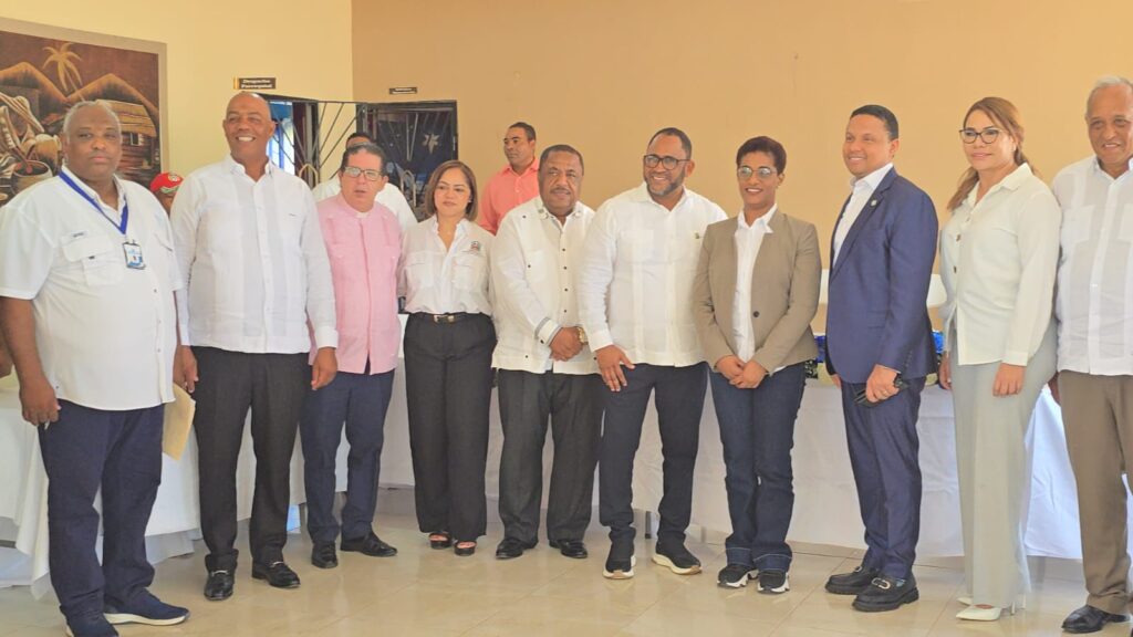 Realizan vista pública en el paraje de Benerito - Noticias de hoy en República Dominicana | De Último Minuto