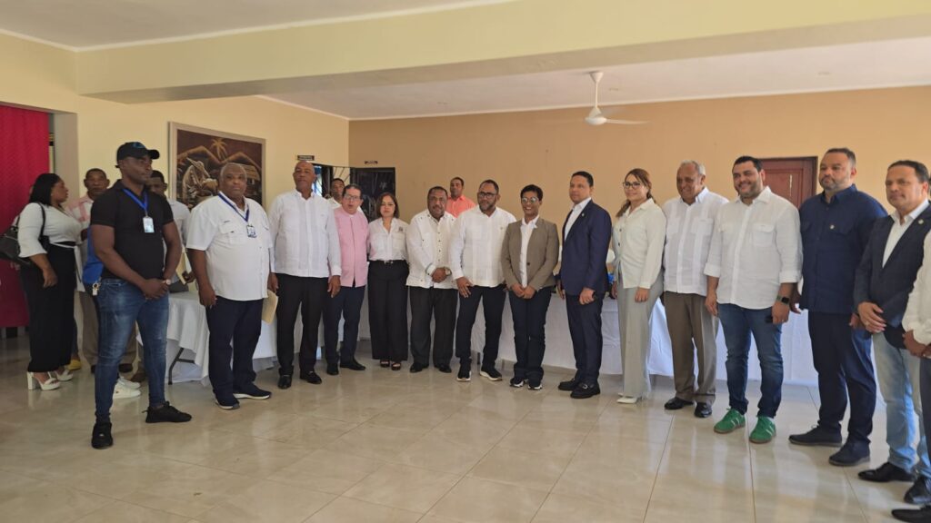 Realizan vista pública en el paraje de Benerito - Noticias de hoy en República Dominicana | De Último Minuto