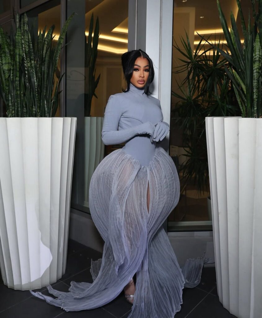 Yailin La Más Viral más arriesgada que nunca en la alfombra de los Billboard - Noticias de hoy en República Dominicana | De Último Minuto