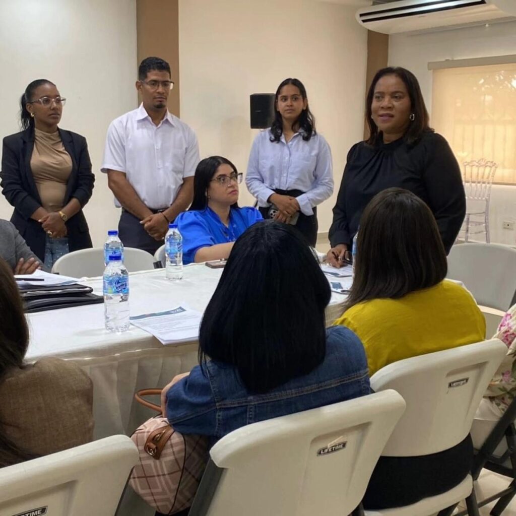 Realizan evaluación de postulantes al Premio Nacional de la Juventud 2026 en Bonao - Noticias de hoy en República Dominicana | De Último Minuto
