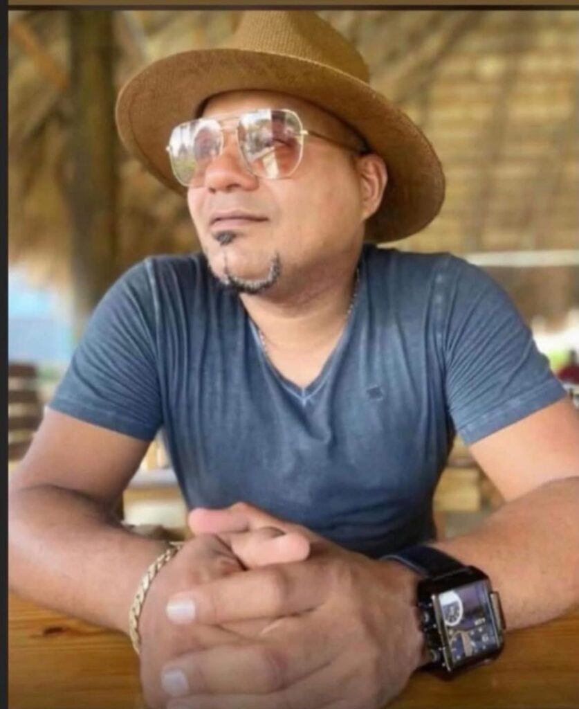 “Se me fue un pedazo de mi alma”, dice madre de comerciante asesinado en San Cristóbal - Noticias de hoy en República Dominicana | De Último Minuto