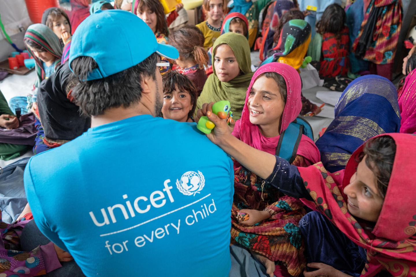 UNICEF pide a Israel que abra todas las entradas de ayuda a Gaza y agilice los trámites