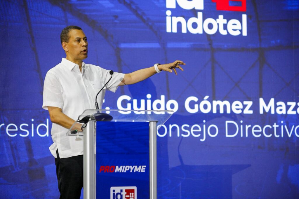 Abinader encabeza entrega RD$150 millones en Crédito a 630 Mipymes - Noticias de hoy en República Dominicana | De Último Minuto