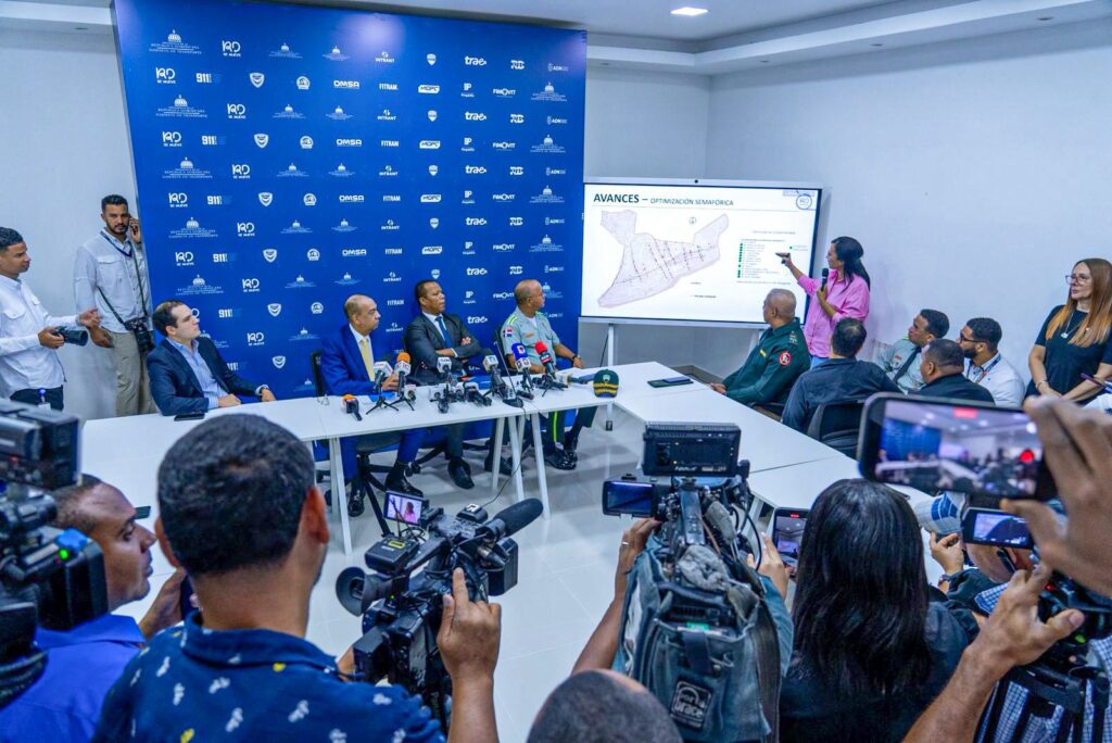 Gabinete de Transporte asegura que con programa RD Se Mueve se mejoró velocidades de hasta un 30 % el DN - Noticias de hoy en República Dominicana | De Último Minuto