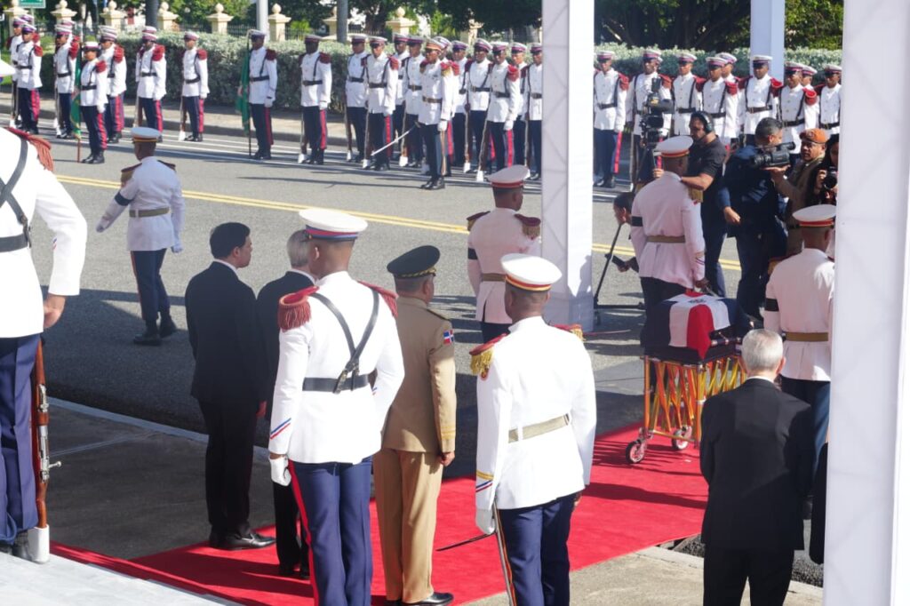 Restos de Juancito Rodríguez son trasladados al Palacio Nacional antes de su ingreso al Panteón de la Patria - Noticias de hoy en República Dominicana | De Último Minuto