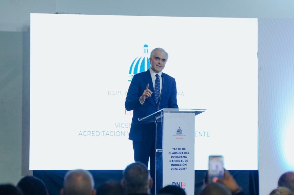 5,412 nuevos docentes serán incorporados al sistema educativo dominicano tras superar periodo probatorio - Noticias de hoy en República Dominicana | De Último Minuto