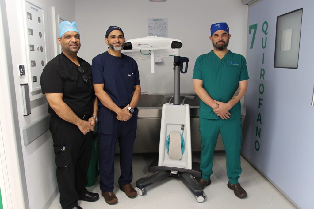 Unión Médica realiza la primera cirugía robótica de columna en RD y el Caribe - Noticias de hoy en República Dominicana | De Último Minuto