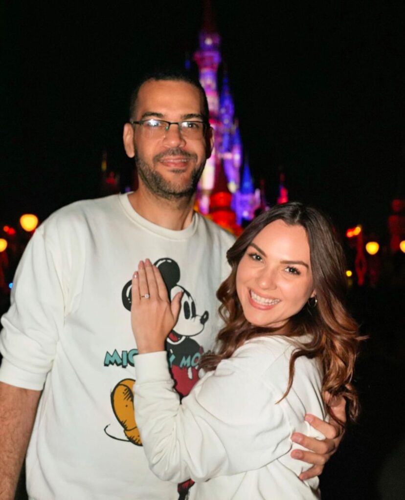 Navidad se convirtió en el escenario para celebrar el amor; figuras se comprometieron - Noticias de hoy en República Dominicana | De Último Minuto