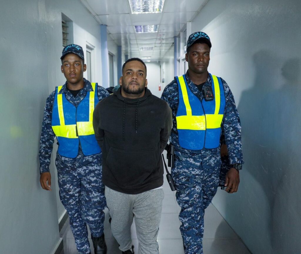 Hombre se entrega por homicidio de chofer durante atentado armado en Santiago Oeste - Noticias de hoy en República Dominicana | De Último Minuto