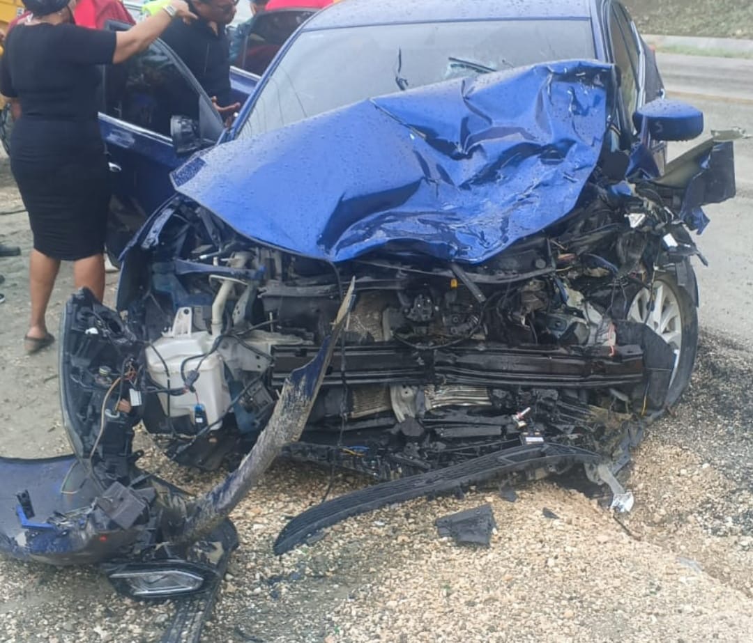 Se reporta accidente de tránsito en Quitacorasa, Vicente Noble - Noticias de hoy en República Dominicana | De Último Minuto