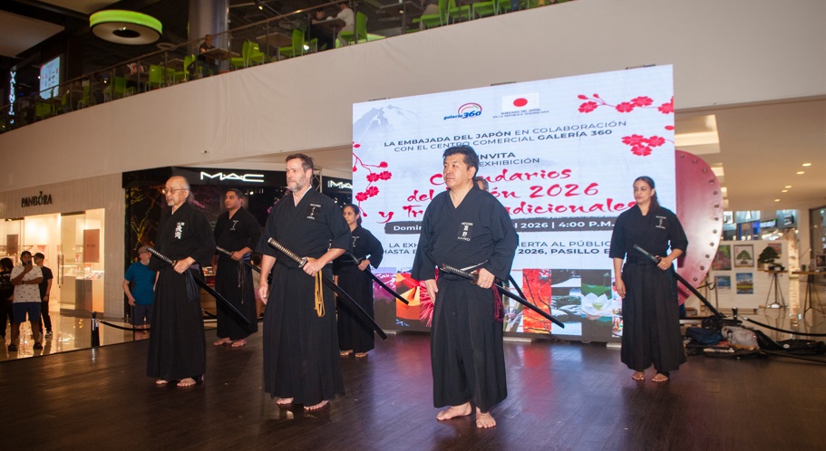 Embajada de Japón inaugura exposición de calendarios 2026 y trajes tradicionales - Noticias de hoy en República Dominicana | De Último Minuto