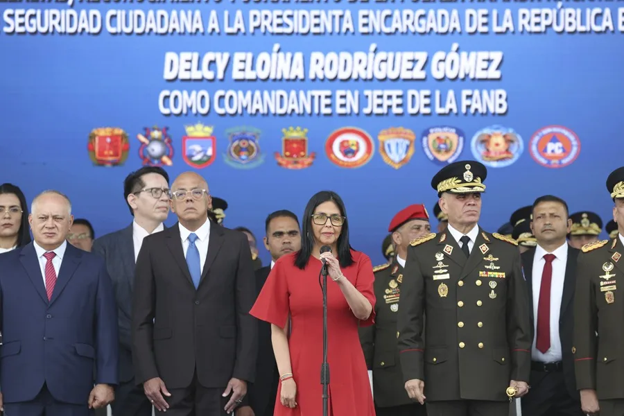 Fuerza Armada de Venezuela reconoce a Delcy Rodríguez como su comandante en jefe - Noticias de hoy en República Dominicana | De Último Minuto
