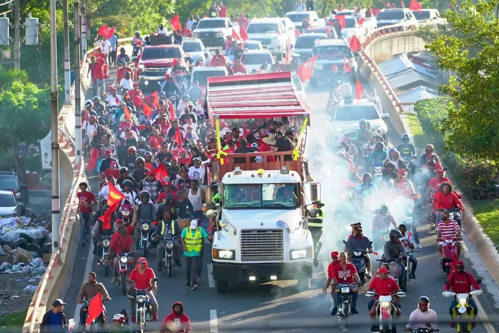 Leones del Escogido celebrarán este jueves su caravana de campeones por la corona 18 - Noticias de hoy en República Dominicana | De Último Minuto