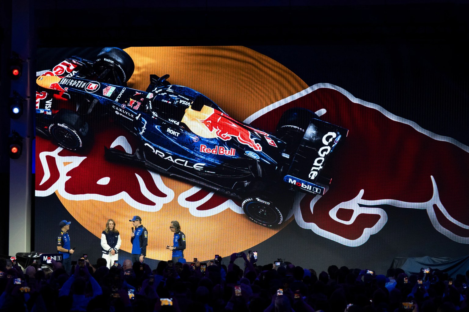 Presentan en Detroit el RB22 con un diseño azul de inspiración retro - Noticias de hoy en República Dominicana | De Último Minuto
