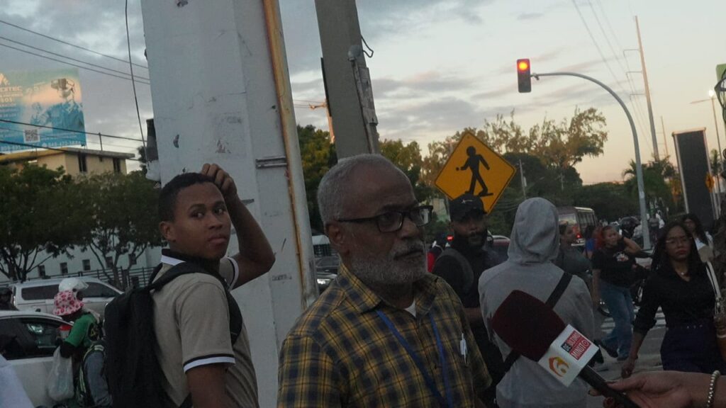 Ciudadanos piden protección y prevención ante muertes de mujeres a manos de sus parejas - Noticias de hoy en República Dominicana | De Último Minuto