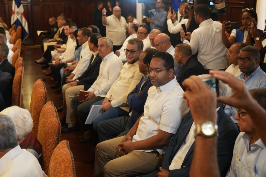Inicia Consejo de Ministros extendido encabezado por el presidente Abinader - Noticias de hoy en República Dominicana | De Último Minuto