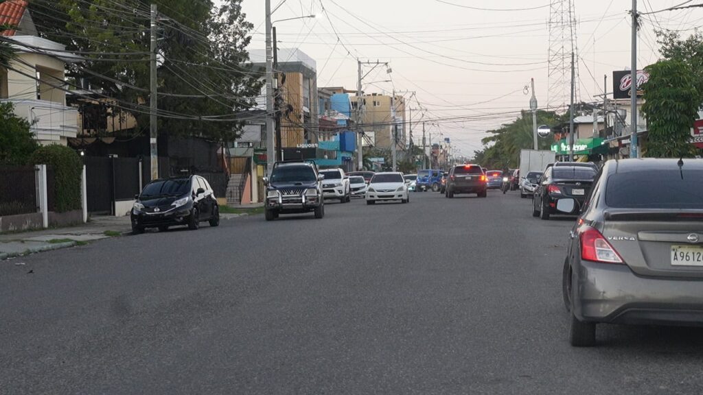 Entre el miedo y la indiferencia: la delincuencia mantiene en vilo a residentes de Lucerna - Noticias de hoy en República Dominicana | De Último Minuto