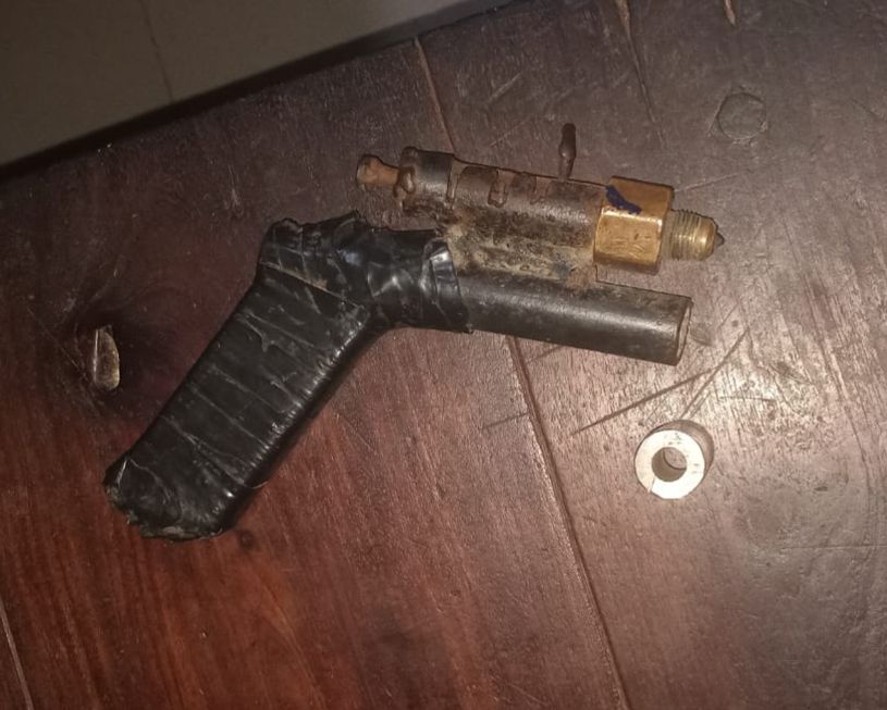 PN detiene a hombre con arma artesanal en Cruce de Pavón, El Seibo - Noticias de hoy en República Dominicana | De Último Minuto