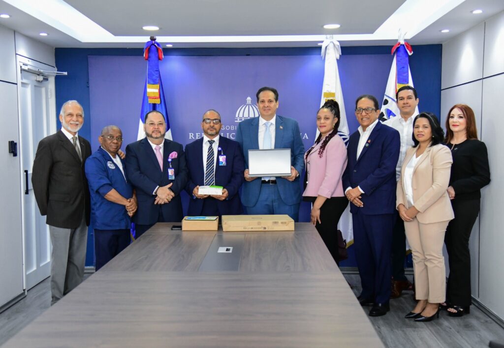 Ministerio de Salud inicia entrega de equipos para fortalecer el diagnóstico hospitalario - Noticias de hoy en República Dominicana | De Último Minuto