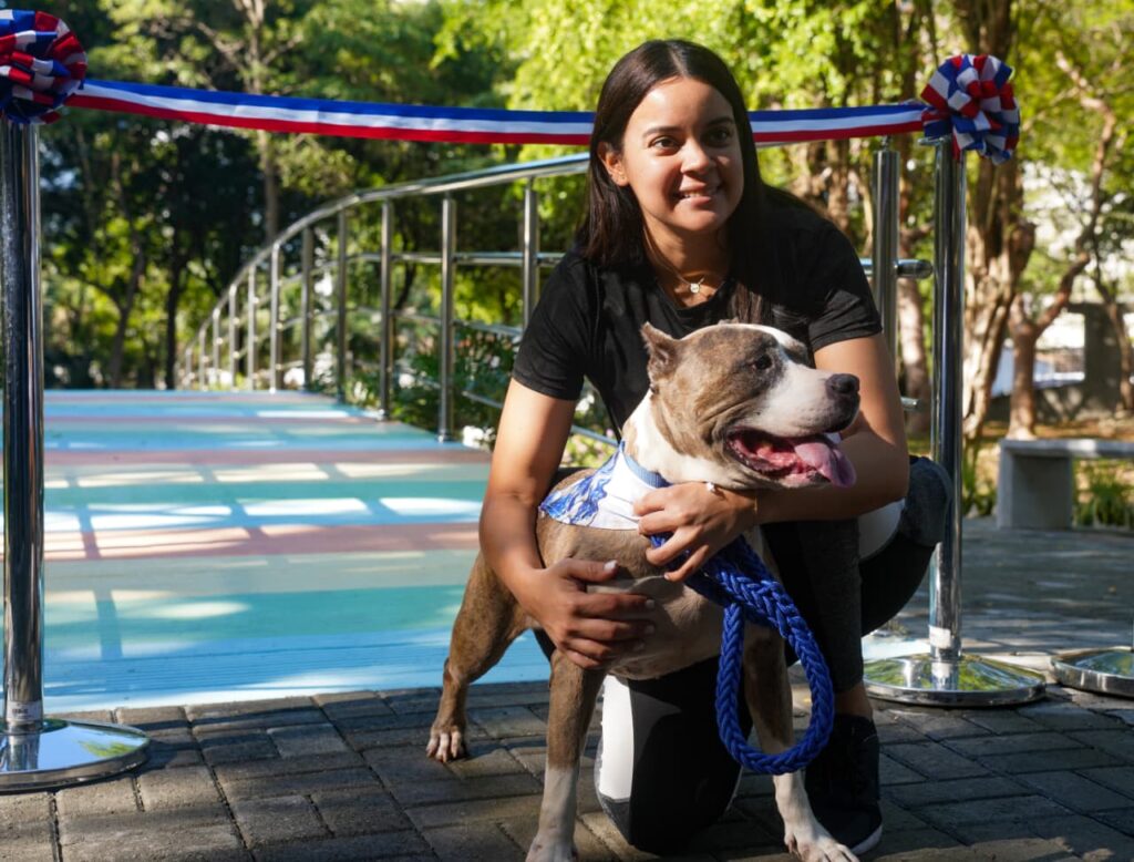Parque del Prado, Alcaldía DN y ADATS, inauguran el Puente Arcoíris, un espacio para honrar a las mascotas fallecidas - Noticias de hoy en República Dominicana | De Último Minuto