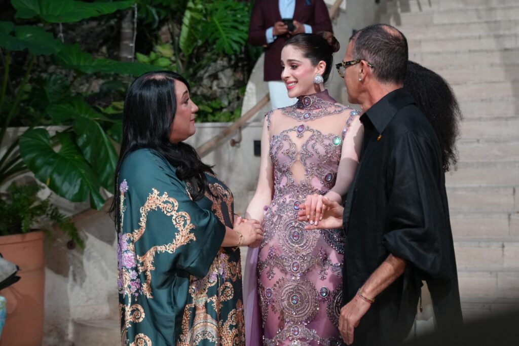 Miss Universo Fátima Bosch deslumbró en la pasarela del desfile de Giannina Azar - Noticias de hoy en República Dominicana | De Último Minuto