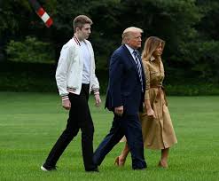 Llamada de emergencia de Barron Trump que llevó a la condena de un agresor en Londres - Noticias de hoy en República Dominicana | De Último Minuto