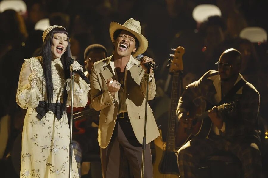 Lady Gaga se une a la lista de artistas confirmados para actuar en los Grammy 2026 - Noticias de hoy en República Dominicana | De Último Minuto