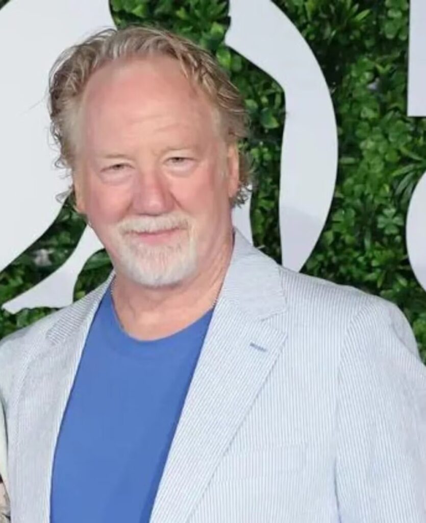 Timothy Busfield se entrega a las autoridades tras ser acusado de agresión sexual infantil - Noticias de hoy en República Dominicana | De Último Minuto