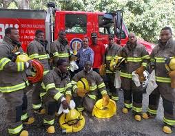 Alcalde de Pedro Brand denuncia cobro ilegal de arbitrios por parte del Cuerpo de Bomberos - Noticias de hoy en República Dominicana | De Último Minuto