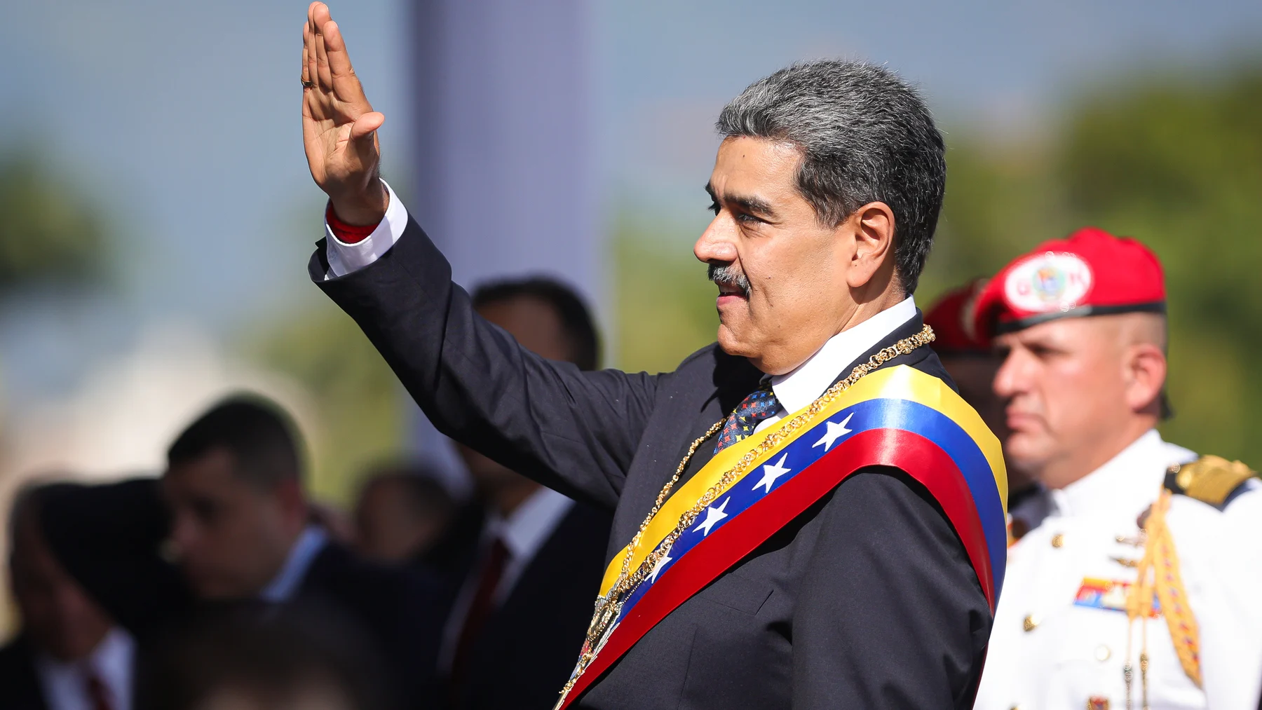 Chavistas parten a EE.UU. en defensa y rescate de Maduro