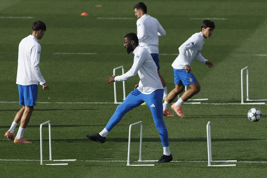 Rüdiger, duda para el partido de semifinales de la Supercopa de España por molestias en la rodilla - Noticias de hoy en República Dominicana | De Último Minuto