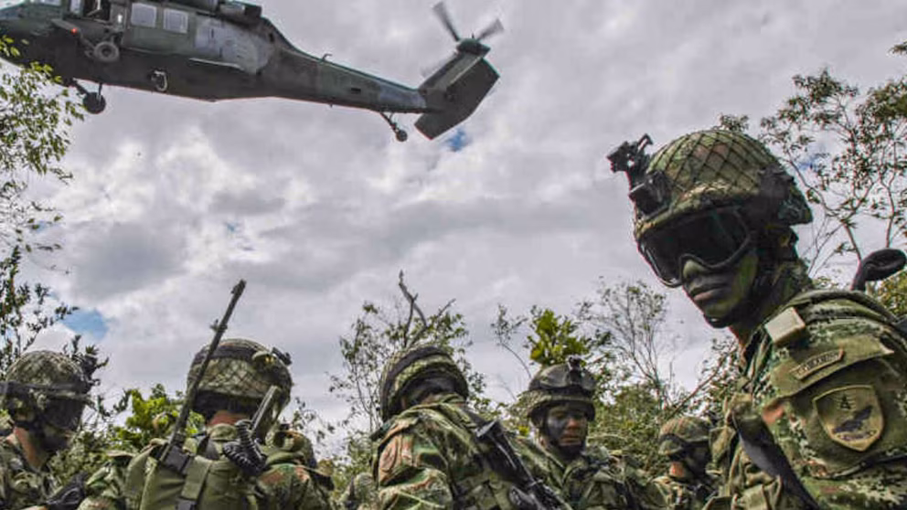 Ministro de Defensa defiende contrato de helicópteros MI-17 y asegura recuperación total de recursos - Noticias de hoy en República Dominicana | De Último Minuto