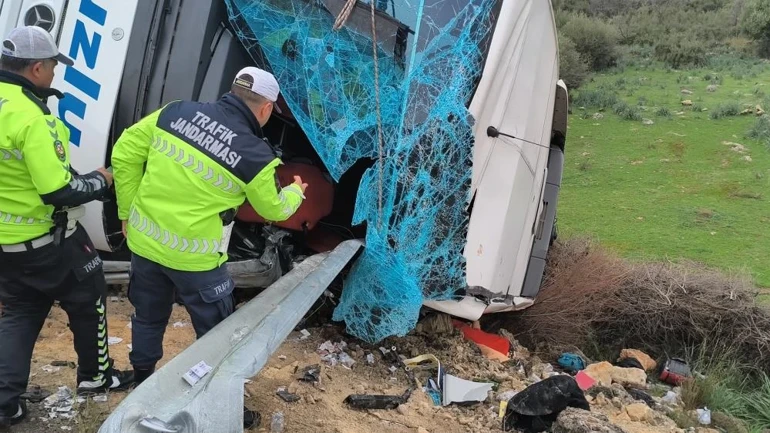 Fallecen 16 personas en Turquía en dos accidentes de tráfico - Noticias de hoy en República Dominicana | De Último Minuto