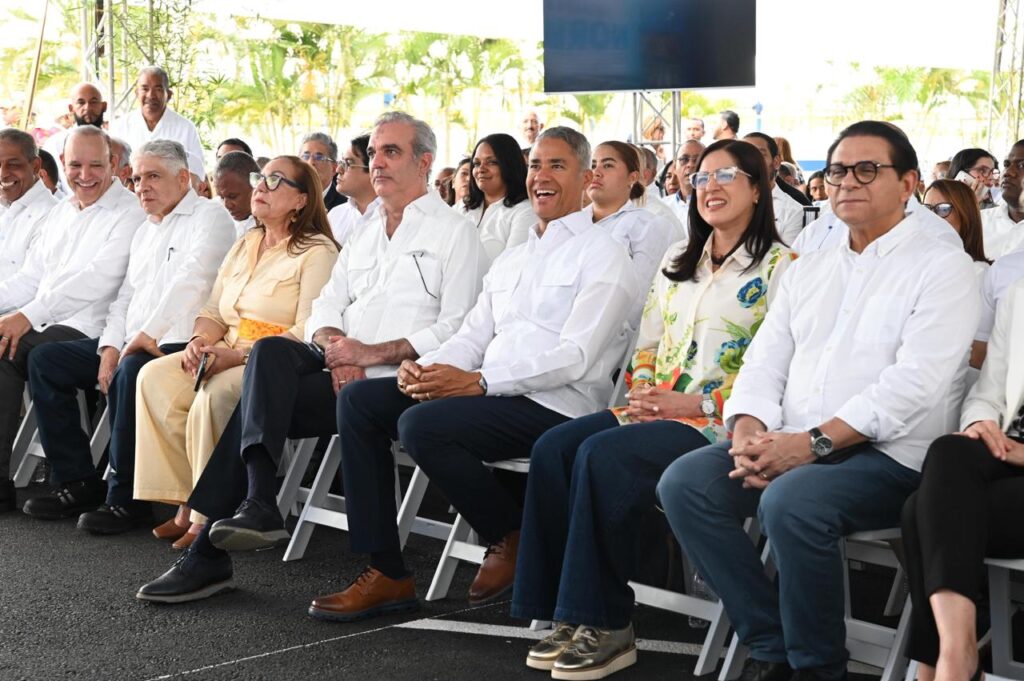 Abinader inaugura la Planta Noriega I y el Sistema Don Jaime con inversión de RD$667 millones en Santiago - Noticias de hoy en República Dominicana | De Último Minuto