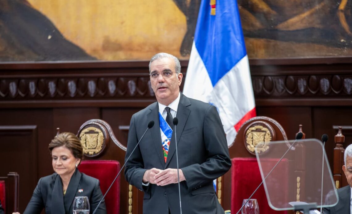Abinader rompe su propio récord del discurso más largo - Noticias de hoy en República Dominicana | De Último Minuto