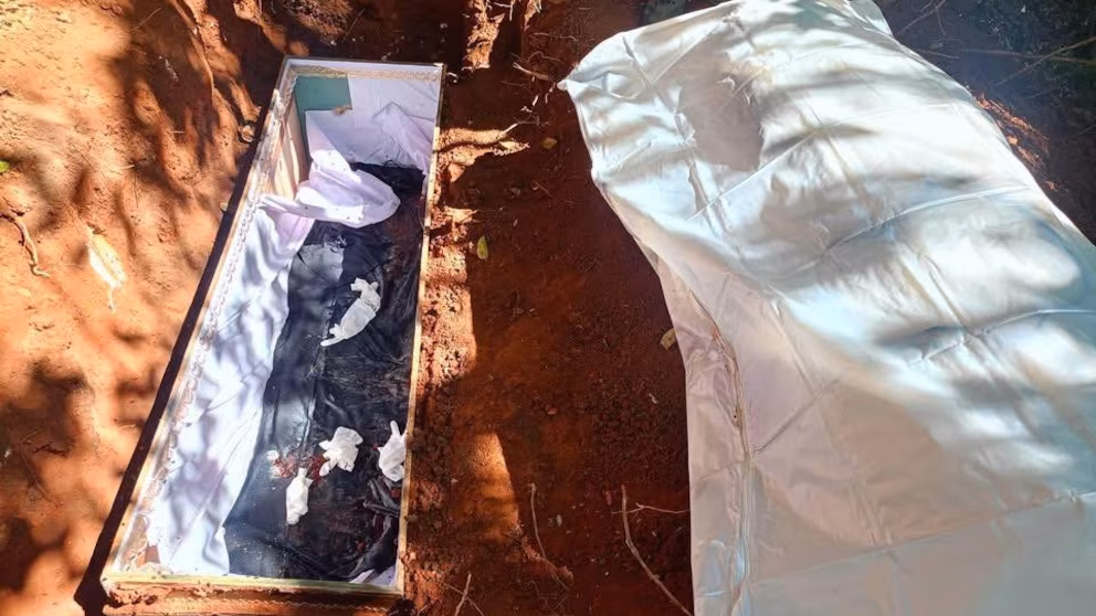 Entierran a un hombre por error en Tailandia y regresa con su familia 15 días después - Noticias de hoy en República Dominicana | De Último Minuto