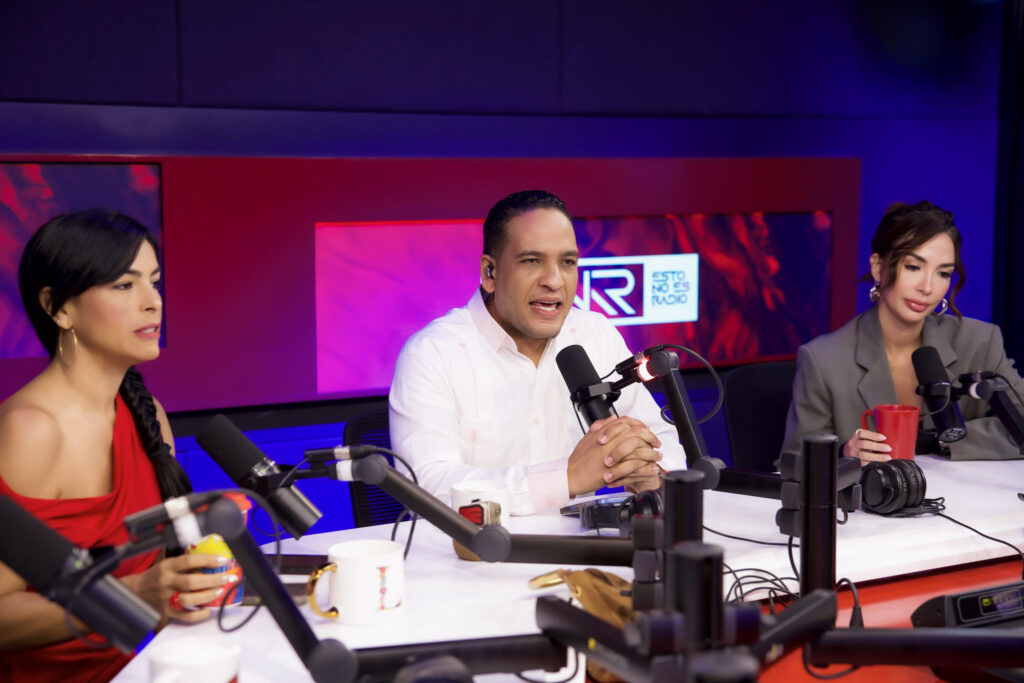 Panelistas de ENR denuncian falla social y normalización del abuso tras fratricidio en San Francisco de Macorís - Noticias de hoy en República Dominicana | De Último Minuto