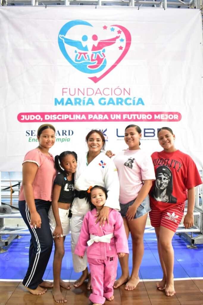 Fundación María García y Seaboard transforman a La Ciénaga a través del judo - Noticias de hoy en República Dominicana | De Último Minuto