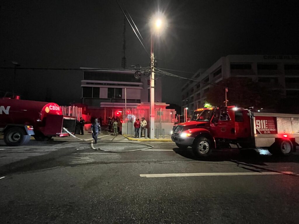 Conato de incendio obliga a evacuar sede del 9-1-1 en la Zona Metropolitana; operaciones continúan desde Santiago - Noticias de hoy en República Dominicana | De Último Minuto